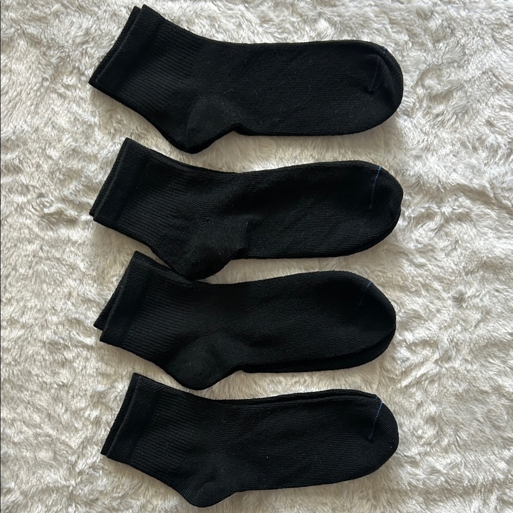 4 Pair of Black Men's Ankle Crew Socks